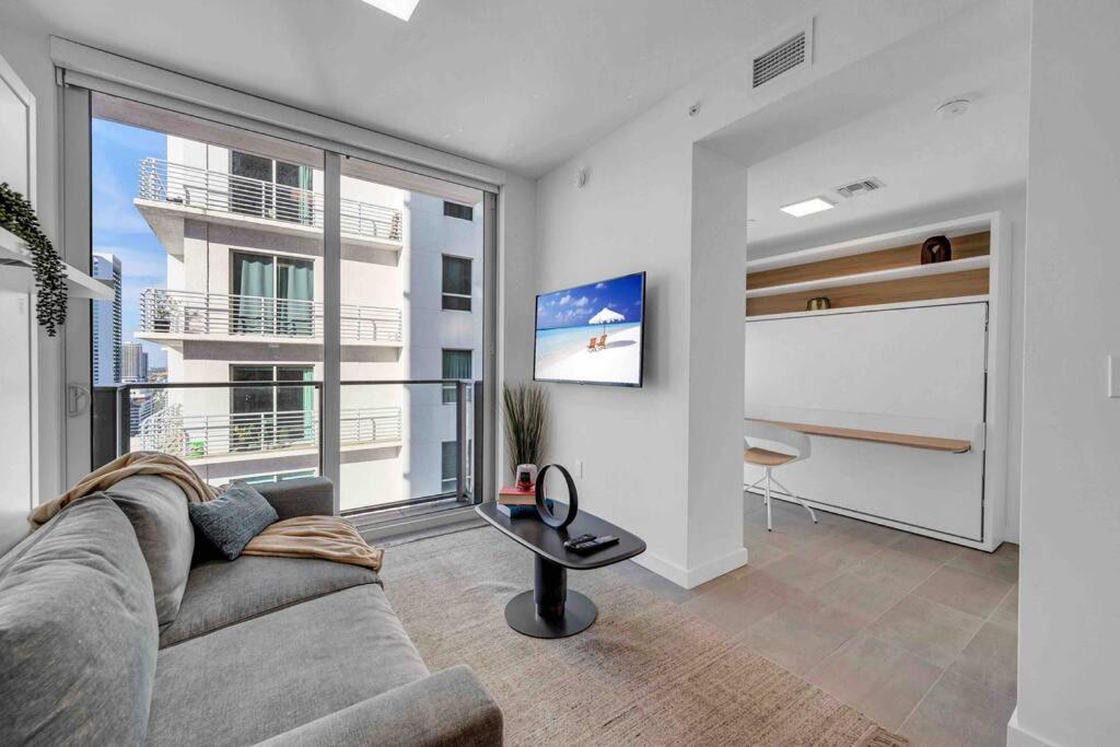 Breathtaking 1Br In The Heart Miami Apartment Bagian luar foto