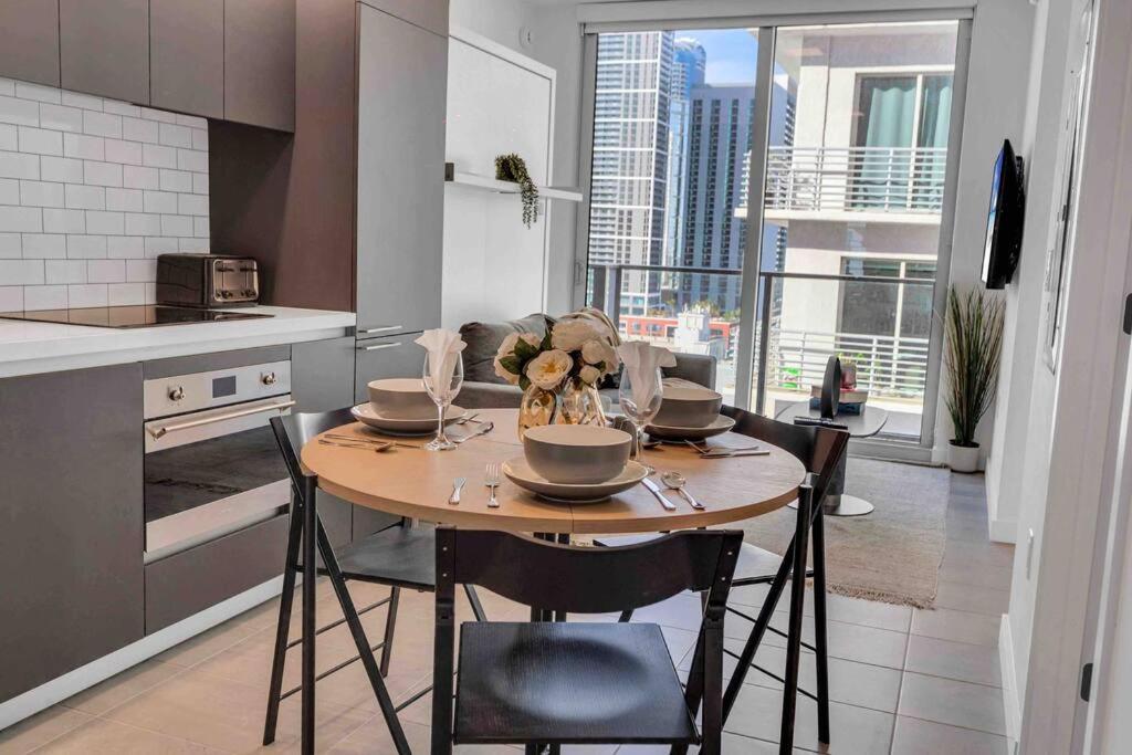 Breathtaking 1Br In The Heart Miami Apartment Bagian luar foto